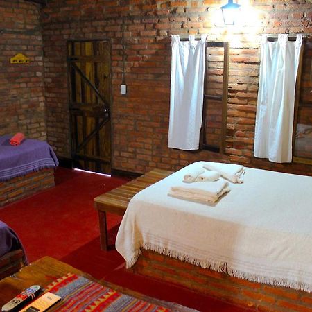 Cabanas Soltame Carnaval Puerto Iguazu Exterior photo